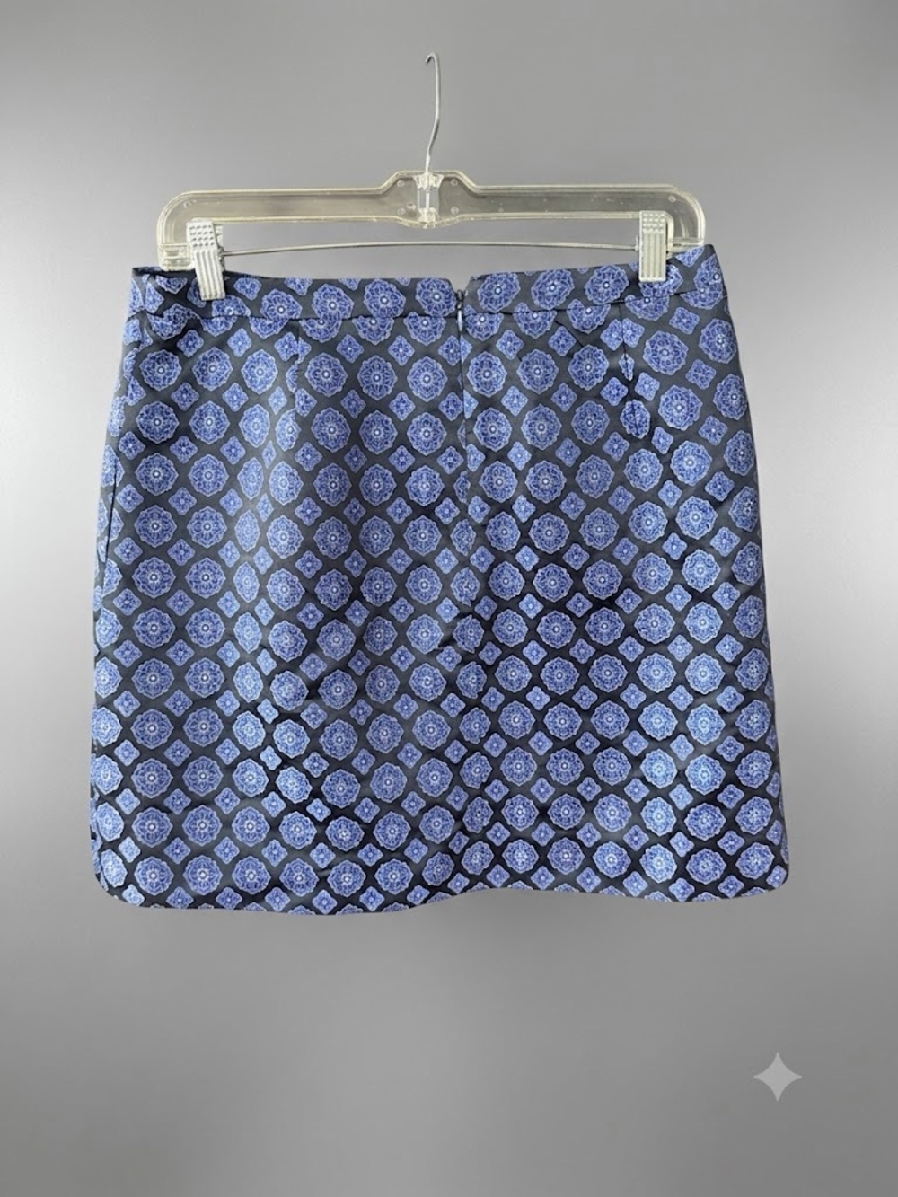 J.Crew Blue Medallion Geometric Silk Mini Skirt Front Pleat Lined Size 4 - Picture 3 of 13